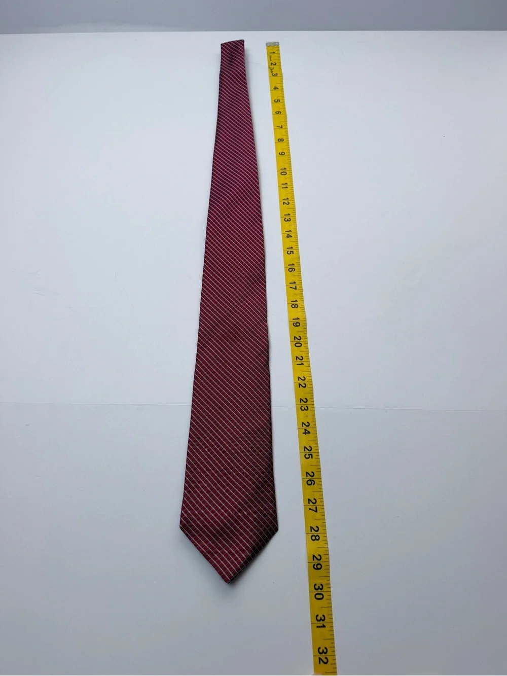 Tommy Hilfiger Men’s Tie Red Navy Gold Geometric Check Classic Necktie